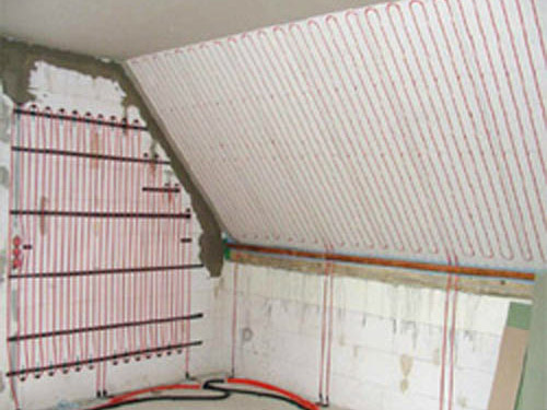 Sanierung-mit-Wandheizung-mit-Nassputz